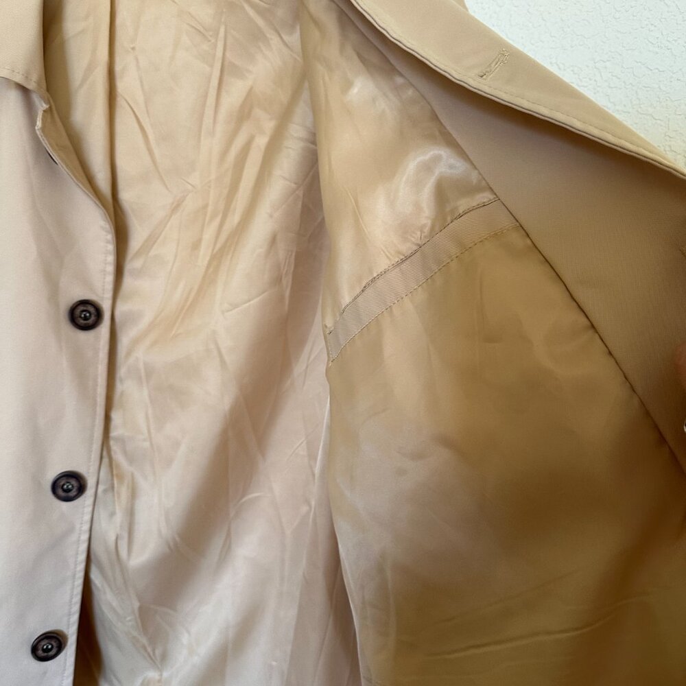 Oversized Trench Coat (XXL) - Picture 4 of 5